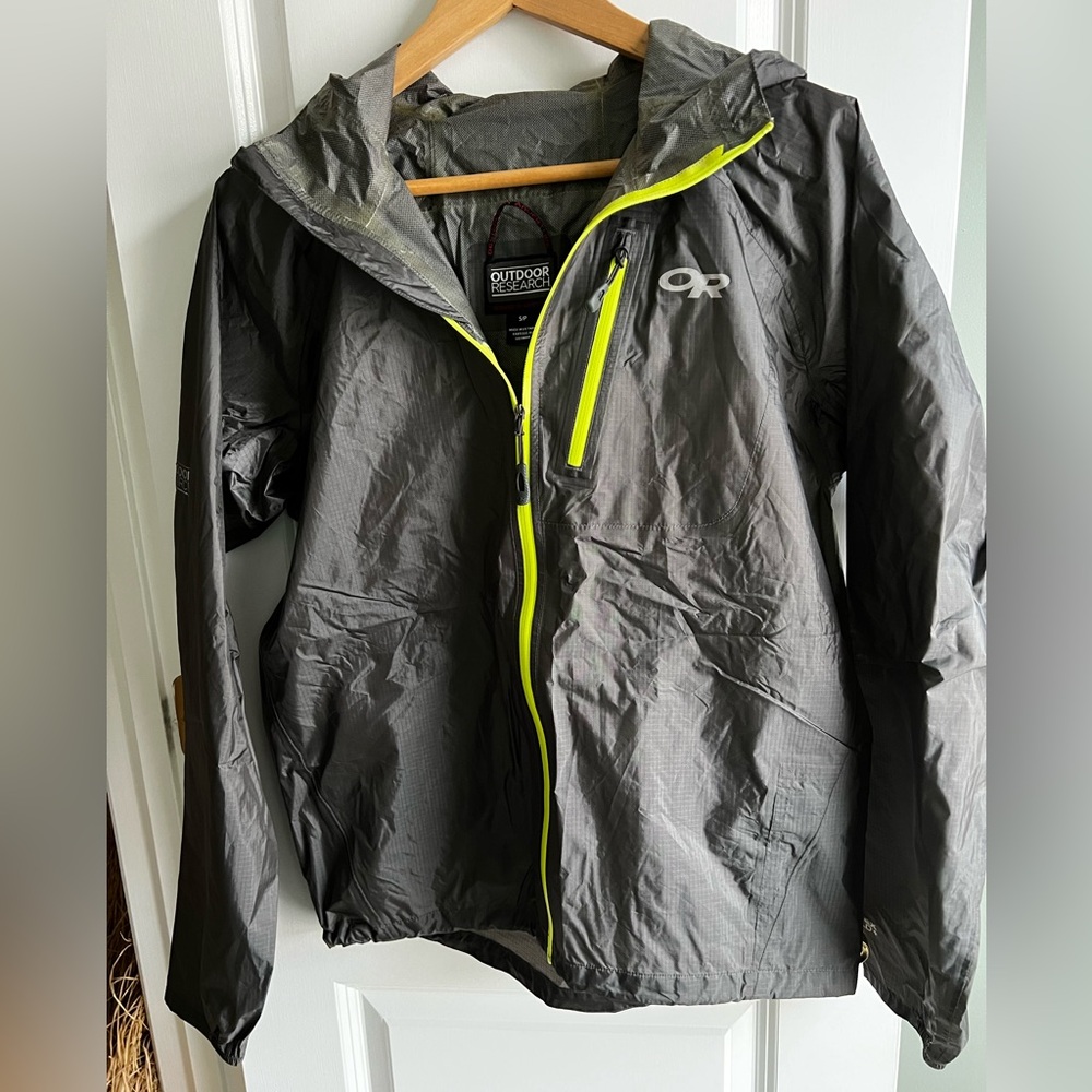 Outdoor Research Helium II Rain Jacket Men’s Small Gray Lightweight Packable